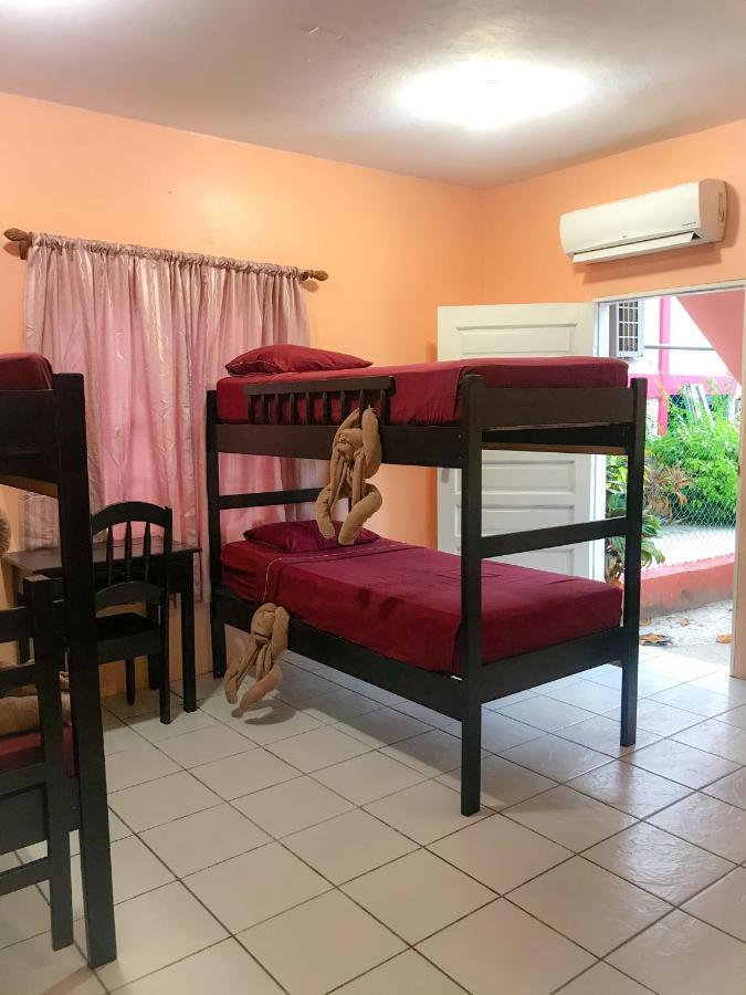 Tropical Paradise Express Caye Caulker Eksteriør billede